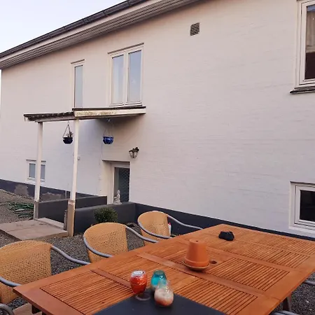 Koege Guesthouse Гостевой дом